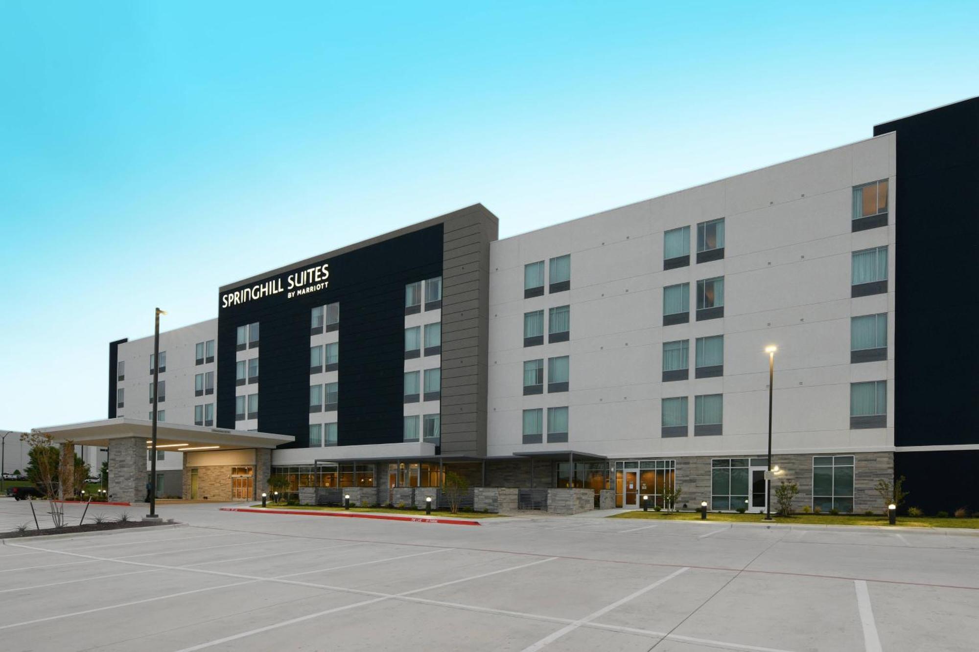 Springhill Suites Dallas Dfw Airport South/Centreport Fort Worth Zewnętrze zdjęcie